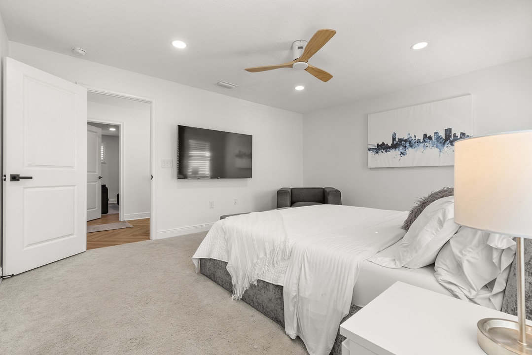 Property p13 image 26